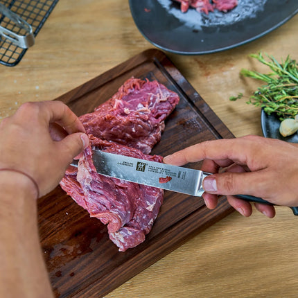 ZWILLING | Four Star Meat Carving Knife – 20 cm blade - plain edge - for raw, roasted & cooked meat - FRIODUR ice-hardened