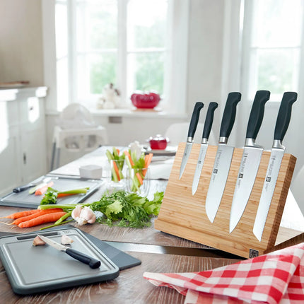 ZWILLING | Four Star Meat Carving Knife – 20 cm blade - plain edge - for raw, roasted & cooked meat - FRIODUR ice-hardened