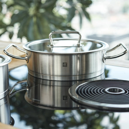 ZWILLING | Frying/Serving Pan Ø 24 cm – SIGMA Classic+ Base - Induction & Oven‑Safe 200°C - Dishwasher‑Safe - Filling Scale