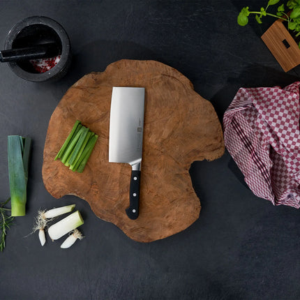 ZWILLING | Pro Chinese Chef’s Knife – FRIODUR® Ice‑Hardened - 180 mm - Made in Germany