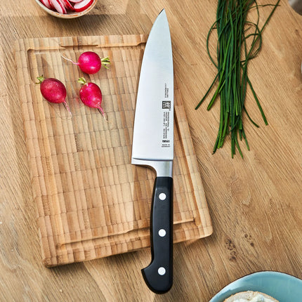 ZWILLING | Professional S Chef’s Knife – FRIODUR Hardened Blade - 200 mm - Made in Germany