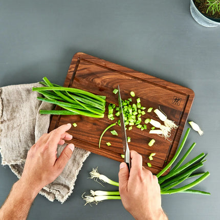 ZWILLING | Walnut Chopping Board with Juice Groove – 350×250 mm - Reversible